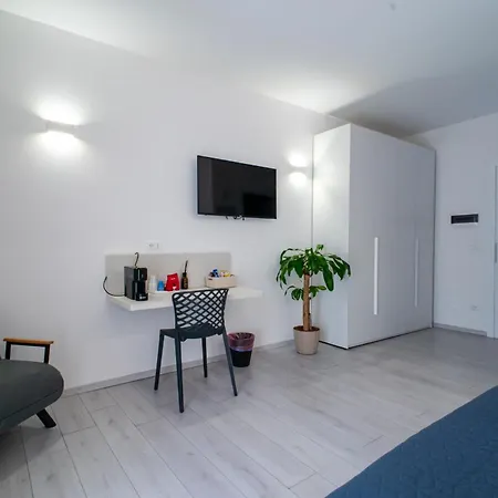 Affittacamere Mani - Con Bagno Privato