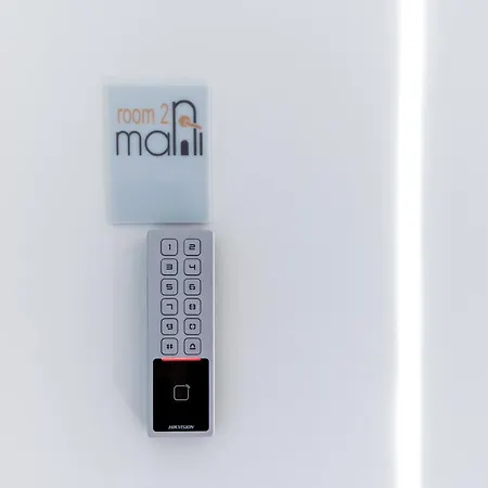 Mani - Con Bagno Privato Affittacamere Gela