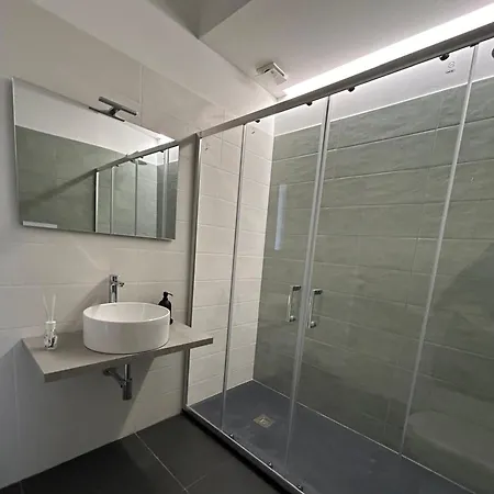 Guest house Mani - Con Bagno Privato Gela