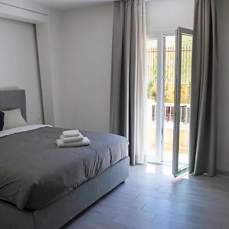 Mani - Con Bagno Privato *