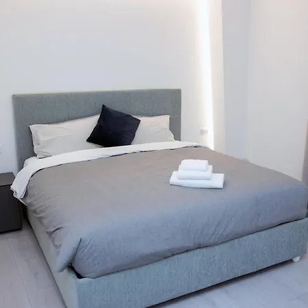 Mani - Con Bagno Privato * Gela