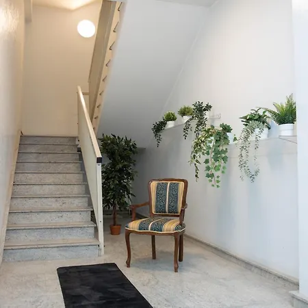 Guest house Mani - Con Bagno Privato Gela